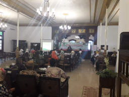 Seminar Nasional Literasi Media Digital, Bagi Orang Tua Generasi Milenial.
