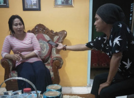 Siti Mujiani: 3 Aspek Implementasi Membangun Perekonomian Desa Arjasa.