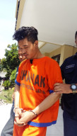 Rekam Saat ML, Gay Ini Peras Rp.700 Juta Pada Pelanggannya. 