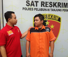 Asyik Berjudi Online di Warnet, Arek Simo Dibekuk Polisi.