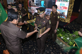 Kejagung Nobatkan Kejari Surabaya, Sebagai Juara II Sidhakarya 2018