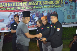 Kapolres Situbondo Dan Netizen Sepakat Dukung Pemilu 2019 Aman, Damai dan Sejuk. 