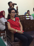 Sicantik Novita dituntut 2 Tahun, Terkait Investasi Bodong.