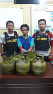 Gara-Gara Bawa 5 Tabung LPG, Pria Asal Gempol Dimasukkan Sel Penjara.