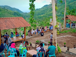 Soft Opening Sky Garden Wisata, Diresmikan Oleh Kades Wonoboyo Hj. Tubaini.
