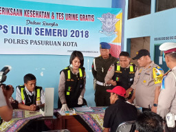 Jelang Tahun Baru, Polresta Pasuruan Periksa Kesehatan Awak Angkutan Umum.