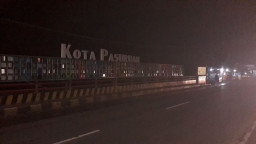 Baru Seminggu Menyala, Lampu Hias Jembatan Sungai Welang Mati. 