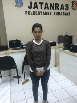 Pura-Pura Belanja, IRT Ini Curi HP Milik Penjaga Toko.