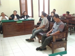 Miliki 70 Ton Bawang Ilegal, Dirut PT. Jakarta Sereal Diadili.