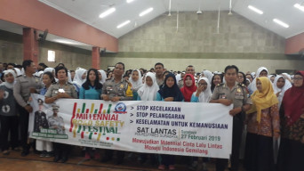 Sosialisasi Keselamatan Berlalulintas, Satlantas Polrestabes Surabaya Sambangi Sekolah-Sekolah.