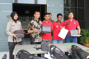 Tarik Motor Secara Paksa, 2 Debt Collektor di Tangkap Polisi.