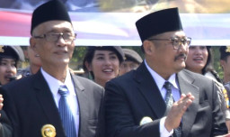 Bupati Salwa Arifin Tegaskan, Mutasi Pejabat Itu Untuk Penyegaran.