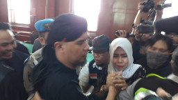 Ratusan Wartawan dari Berbagai Media, Liput Sidang Ahmad Dhani di PN Surabaya.