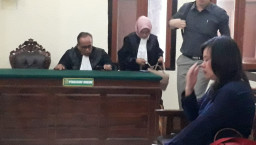 Dinyatakan Tak Bersalah, Mantan Kacab May Bank Galaxi Mall di Vonis Bebas.