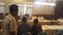 Masjid Hidayatullah Kota Pasuruan Kisruh, Warga Dan Takmir Tidak Ada Titik Temu.