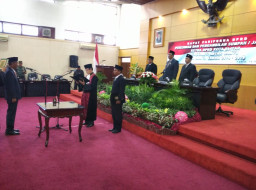 Said Novandi Diambil Sumpah Jabatan, Sebagai Ketua DPRD Kota Blitar.