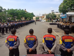 Optimalisasi Pekerjaan Dilapangan, Bhabinkamtibmas Polrestabes Surabaya Dibekali 