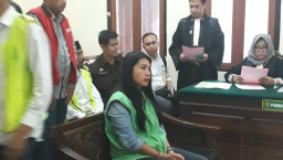 Beri Sabu Sebagai Ongkos Penagih Hutang, Yuliza Disidangkan.