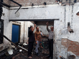 Gadis Usia 14 Tahun Tewas Terbakar, Saat Rumahnya Dilalap Si Jago Merah.