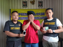 Tawarkan Jasa Esek-Esek, Mucikari Dolly di Tangkap Polsek Sawahan.