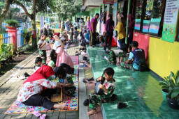 TK Kartika IX-37 Yonif Raider 514 Kostrad, Gelar Lomba Asik Kreatif Bersama Bunda.
