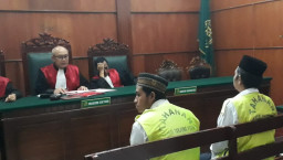 Pikir-Pikir, 2 Terdakwa Narkoba Saat di Vonis 5 Tahun. 