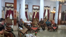 Proyek Pembangunan Jalan Pantai Selatan, Disosialisasikan Bupati Blitar Pada Warga.
