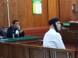 Ahmad Dani di Tuntut 1 Tahun 6 Bulan Penjara.