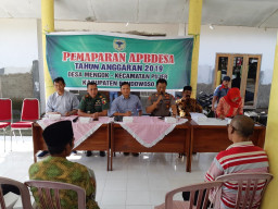 Di Penetapan APBDes Desa Mengok, Kapolsek Pujer Ajak Masyarakat Jaga Kamtibmas.