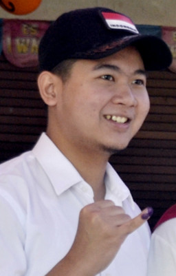 2 Anak Penguasa Bondowoso, Lolos Menuju Gedung DPRD.