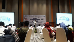 Wagub Jatim Buka Seminar Nasional Media Cyber "Good Jurnalism VS Hoax di Era Post-Trust" Yang di Gelar Amsi Jatim.