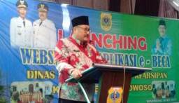 Wabup Bondowoso Berharap Aplikasi E-Beca, Bisa Edukasi dan Tingkatkan Minat Baca Masyarakat.