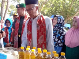 Bantu Warga, Diskoperindag Bondowoso Gelar Pasar Murah Ramadhan.