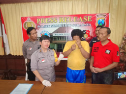 Tertangkap Basah Nyabu di Pos Penjagaan, Pria Ini Lebaran di Balik Jeruji Besi Polsek Simokerto.