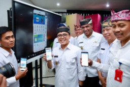 Warga Banyuwangi Kini Bisa Urus Dokumen Sendiri, Melalui Pelayanan Publik Mandiri.