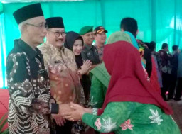 Saat Acara Halal Bihalal, Bupati dan Wabup Bondowoso Minta ASN, Kerja Iklas Sebagai Pelayan Publik.