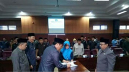 DPRD Kabupaten Blitar Tetapkan, Ranperda LPJ APBD Jadi Perda.