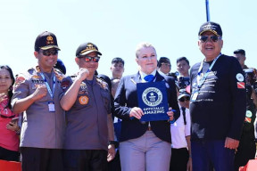 Kapolri, PJU Mabes Polri Hingga Kapolda Ikut, Pecahkan Rekor Selam Dunia.