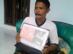 Petugas Disparpora, Usir Pemilik Tanah Wisata Alam Arak-Arak Saat Berjualan.