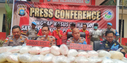 Polresta Barelang Amankan 4 Tersangka dan Sabu 38,6 Kg, Jaringan Lapas Tanjungpinang.