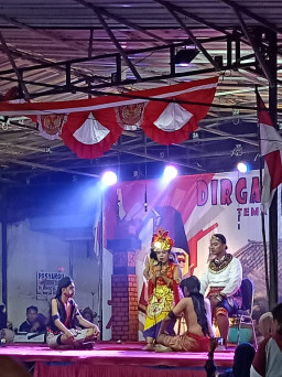 Meriahkan HUT RI ke 74, Warga RW 03 Dukuh Bungkal Gelar Pentas Seni dan Hiburan.