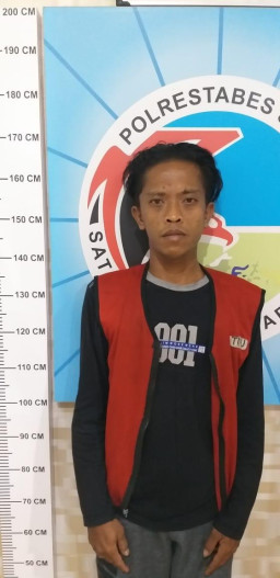 Pengedar Sabu Asal Klampis, Keok di Tangan Opsnal Unit 1 Resnarkoba Polrestabes Surabaya.