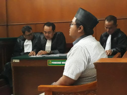 Dakwaan Jaksa Kabur, Pengacara Cristian Berharap Kliennya di Putus Bebas.