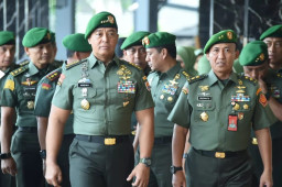 Kasad Jend. TNI Andika Terima Laporan Kenaikan Pangkat Mayjend TNI. Rochadi, Bersama 9 Pati Lainnya.