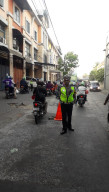 Polsek Bubutan Polrestabes Surabaya Gelar Cipkon Mandiri, di Tembok Sayuran