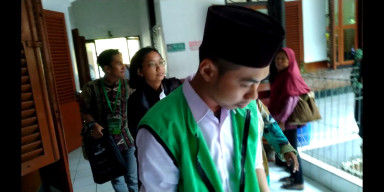 Tergiur Kemolekan, Driver Taksi Online Ini Perkosa dan Rampas 2 HP Penumpangnya.