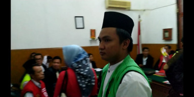 Terbukti Miliki 10 Butir Ekstasi, Agus Marsha Setiawan Jalani Sidang Perdana.