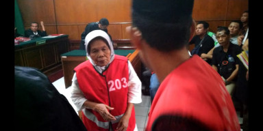 Terdakwa Pemalsuan Surat, Nenek Janah, Mengaku Tidak Tahu Apa-Apa.