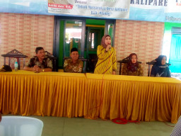 Ini Yang Dilakukan Adila Aziz Dalam Sosialisasi 4 Pilar MPR RI, Di Desa Kalipare Malang.