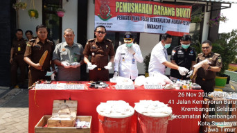 Kejari Tanjung Perak, Musnahkan Barang Bukti Narkoba.